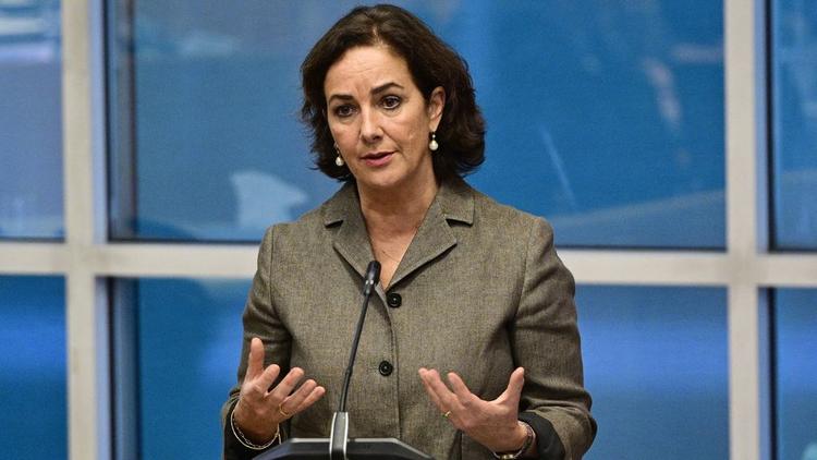 Burgemeester Femke Halsema geeft een toespraak